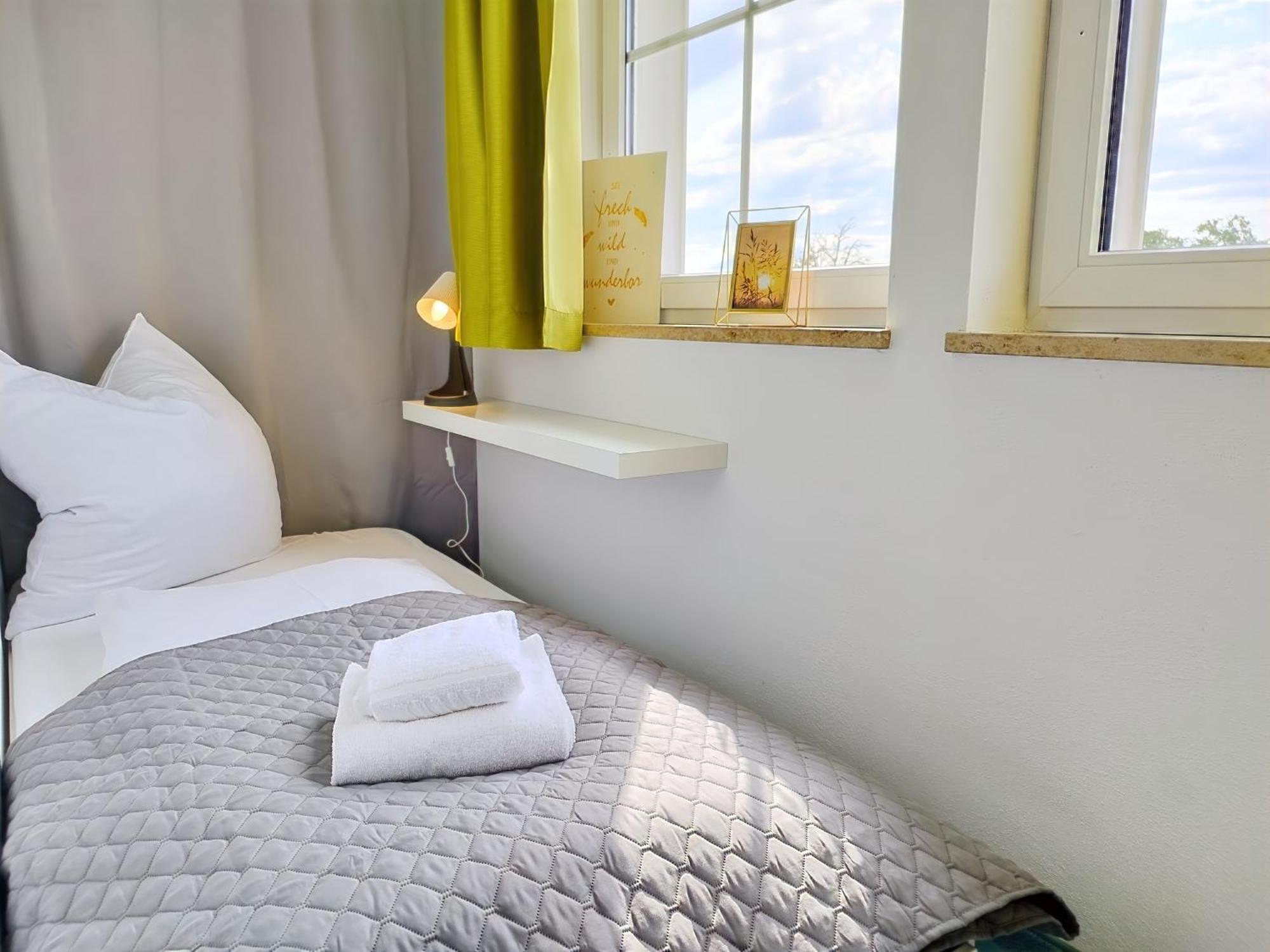 Seeblickapartment Fuer Bis Zu 12, Nuernberg & Schwabach In 30-35 Minuten Zu Erreichen, Sauna, Arbeitsplatz, Dachterrasse & Grill Spalt Zewnętrze zdjęcie