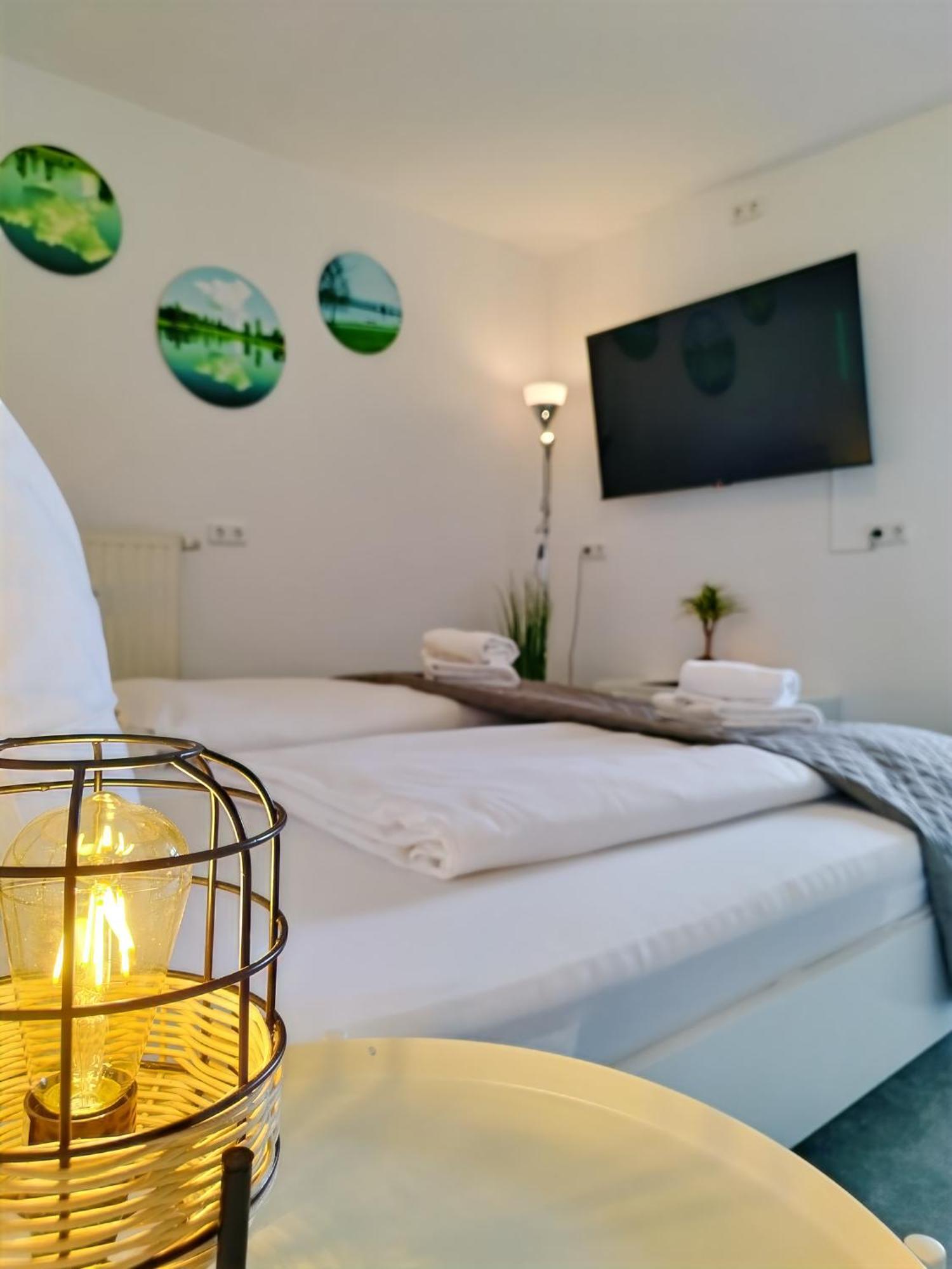 Seeblickapartment Fuer Bis Zu 12, Nuernberg & Schwabach In 30-35 Minuten Zu Erreichen, Sauna, Arbeitsplatz, Dachterrasse & Grill Spalt Zewnętrze zdjęcie