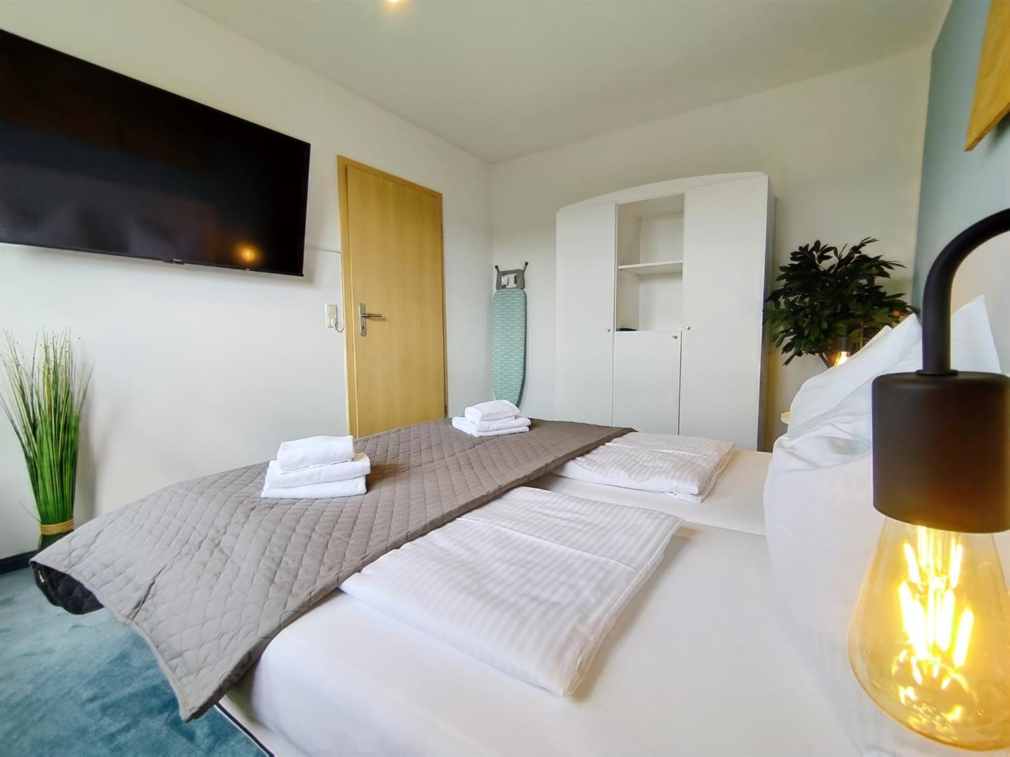 Seeblickapartment Fuer Bis Zu 12, Nuernberg & Schwabach In 30-35 Minuten Zu Erreichen, Sauna, Arbeitsplatz, Dachterrasse & Grill Spalt Zewnętrze zdjęcie